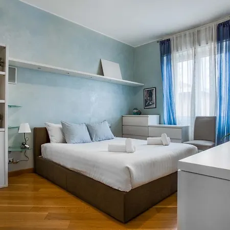 Apartment Joivy Vibrant Flat With Balcony *