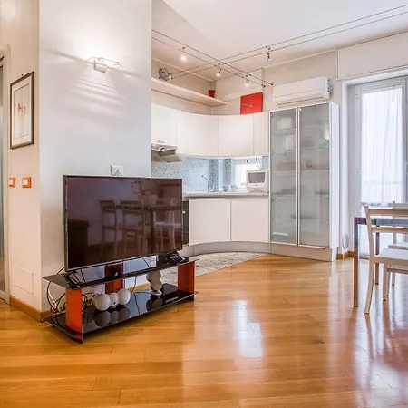 Joivy Vibrant Flat With Balcony Apartment *
